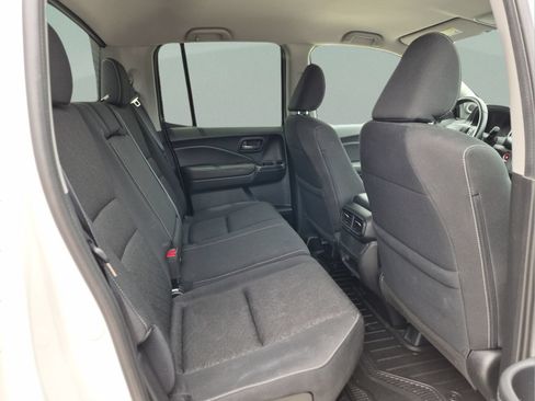 Certified 2024 Honda Ridgeline Sport image 18