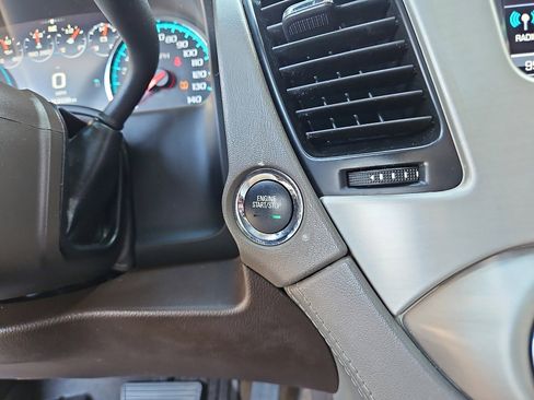 Used 2018 GMC Yukon Denali w/ Denali Ultimate Package image 18