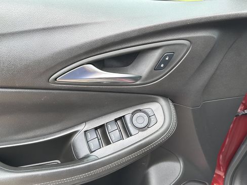 Certified 2024 Buick Encore GX Preferred w/ Comfort Package FWD image 18