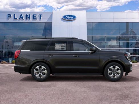 New 2027 Ford Expedition Active RWD image 6