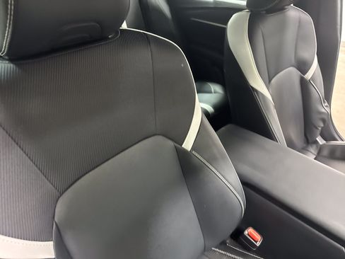 Used 2025 Toyota Camry SE FWD image 39