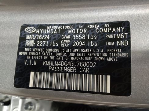 Used 2024 Hyundai Elantra SEL image 33