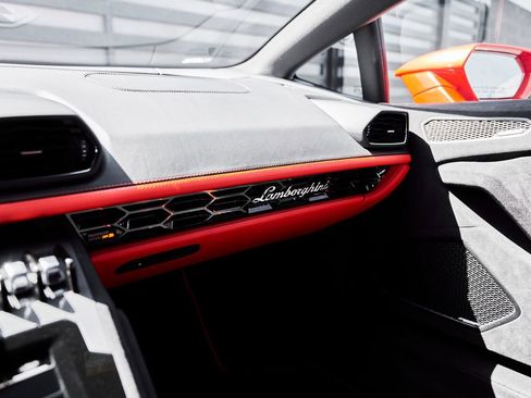 Used 2023 Lamborghini Huracan Tecnica RWD image 71