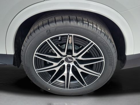 New 2026 Mercedes-Benz GLC 43 AMG 4MATIC image 36