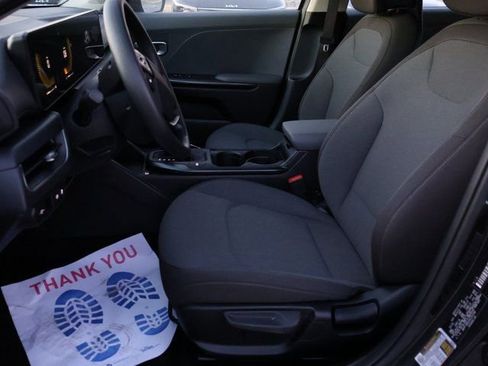 New 2025 Kia K4 LXS image 37