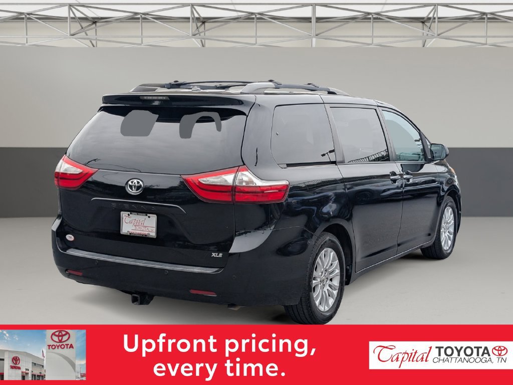 Used 2015 Toyota Sienna XLE w/ XLE Navigation Package FWD image 7