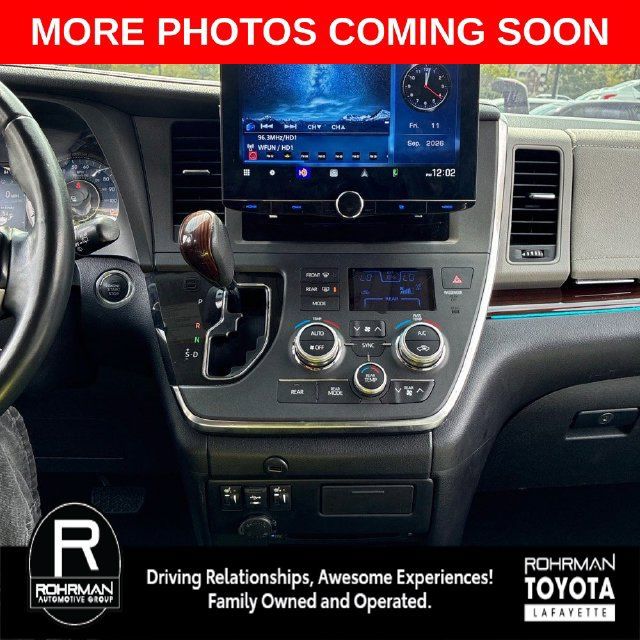 Used 2019 Toyota Sienna Limited Premium AWD/4WD image 10