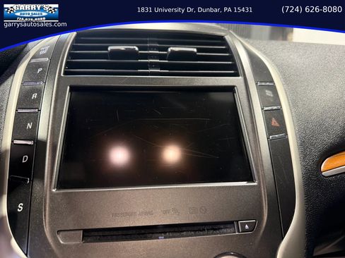 Used 2017 Lincoln MKC Reserve w/ Lincoln MKC Climate Package AWD/4WD image 17