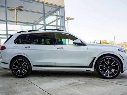 Used 2020 BMW X7 xDrive40i w/ M Sport Package image 6