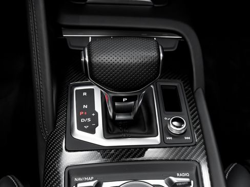 Used 2022 Audi R8 V10 performance image 24