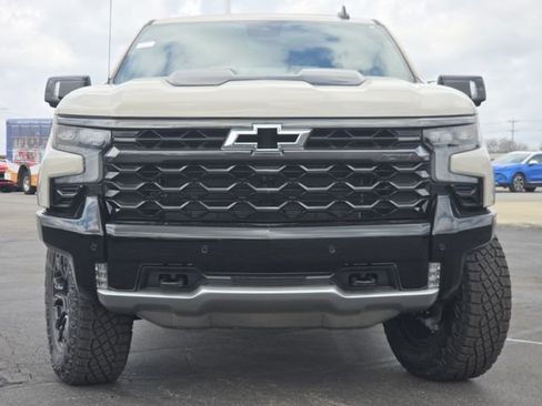 New 2026 Chevrolet Silverado 1500 ZR2 w/ Dark Appearance Package AWD/4WD image 19