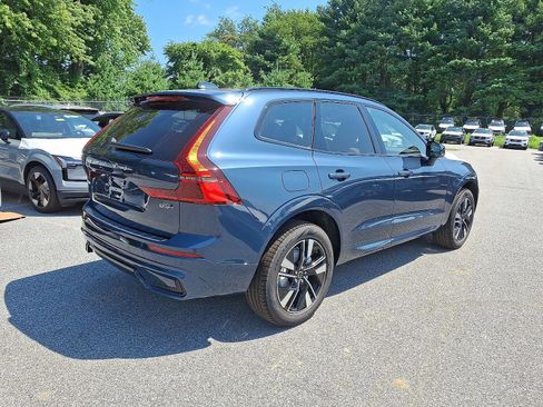 New 2026 Volvo XC60 B5 Plus w/ Climate Package image 4