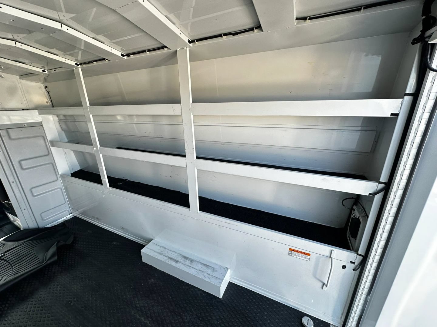 Used 2023 Mercedes-Benz Sprinter 3500 w/ Acoustic Package image 15