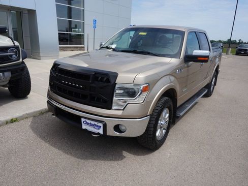 Used 2014 Ford F150 Lariat w/ Equipment Group 502A Luxury AWD/4WD image 6