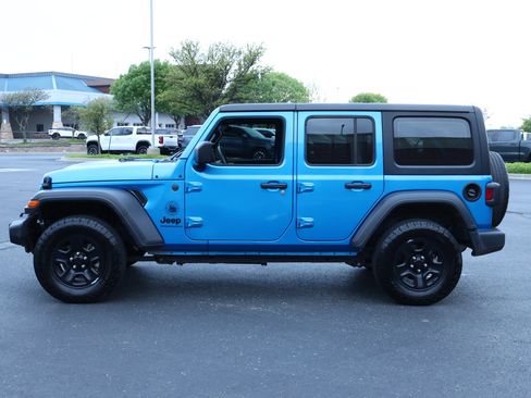 Used 2025 Jeep Wrangler Unlimited Sport AWD/4WD image 26