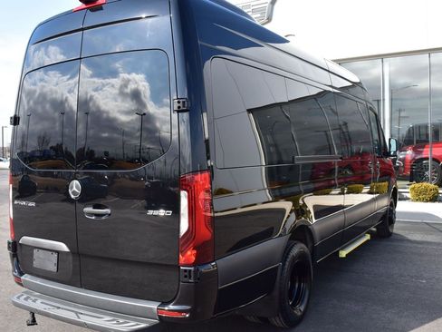 Used 2024 Mercedes-Benz Sprinter 3500 w/ Parking Package image 5