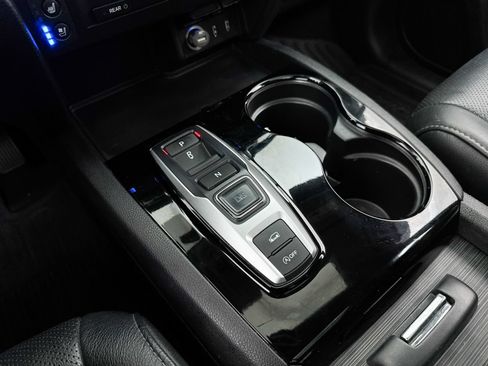 Used 2018 Honda Pilot Elite image 26