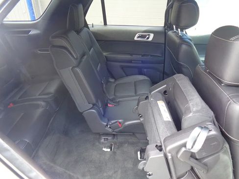 Used 2015 Ford Explorer Sport w/ Equipment Group 401A AWD/4WD image 14