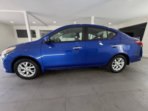 Used 2016 Nissan Versa SV w/ SV Appearance Package FWD image 6