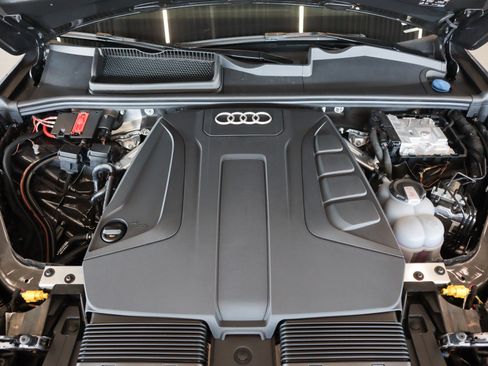 New 2026 Audi Q7 2.0T Premium Plus AWD/4WD image 4