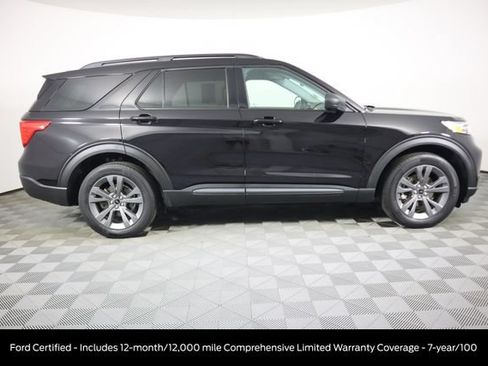 Used 2021 Ford Explorer XLT w/ Equipment Group 202A AWD/4WD image 3
