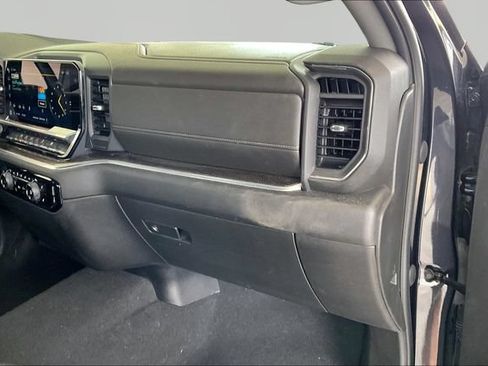 Used 2023 Chevrolet Silverado 1500 LT AWD/4WD image 18
