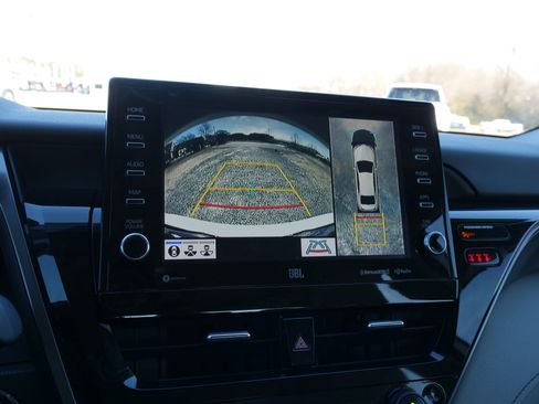 Used 2021 Toyota Camry XSE w/ Navigation Package image 27