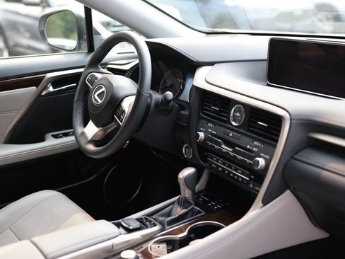 Used 2019 Lexus RX 350 AWD w/ Navigation Package image 11