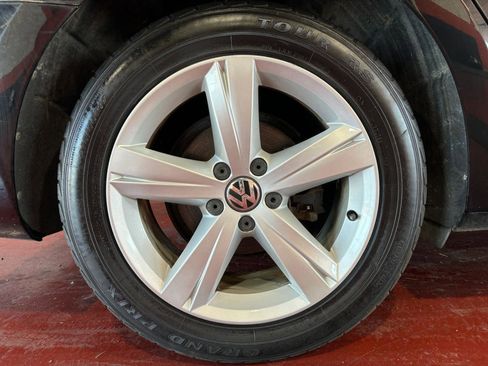 Used 2012 Volkswagen Passat 2.5 SE image 34