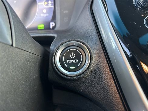 Used 2023 Chevrolet Bolt LT w/ Infotainment Package image 25