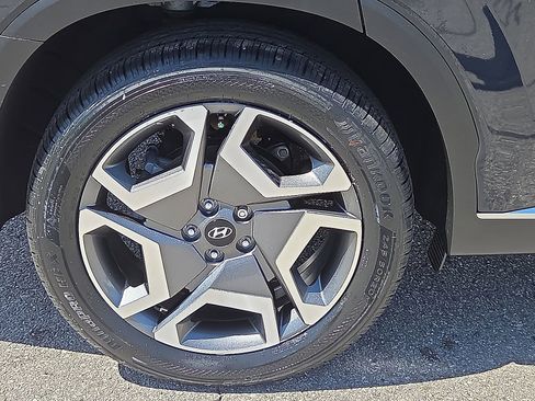 Used 2024 Hyundai Palisade SEL w/ Premium Package FWD image 7