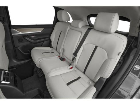 Certified 2025 MAZDA CX-70 Plug-In Hybrid w/ Premium Pkg image 15