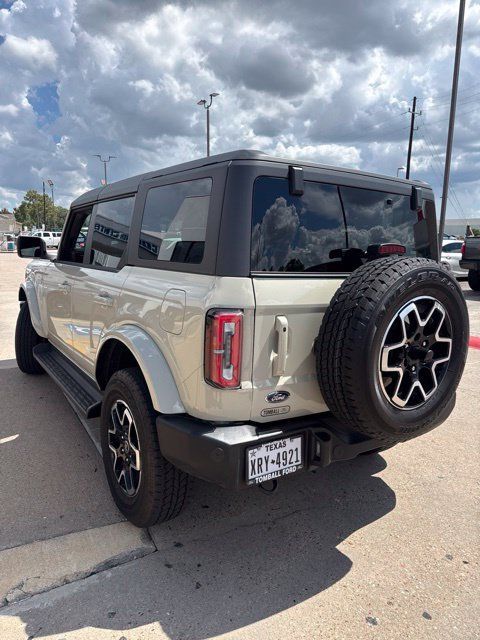 Used 2025 Ford Bronco Outer Banks AWD/4WD image 8