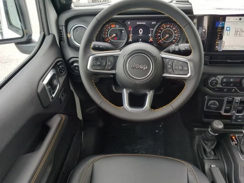 New 2024 Jeep Wrangler Sahara w/ Technology Group image 18