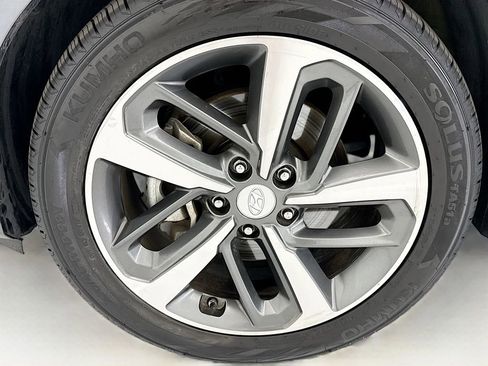 Used 2019 Hyundai Kona Limited AWD/4WD image 28