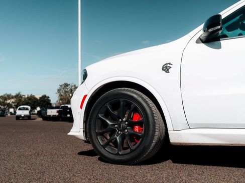 Used 2021 Dodge Durango SRT Hellcat w/ Technology Group AWD/4WD image 15