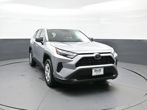 Certified 2025 Toyota RAV4 LE image 3