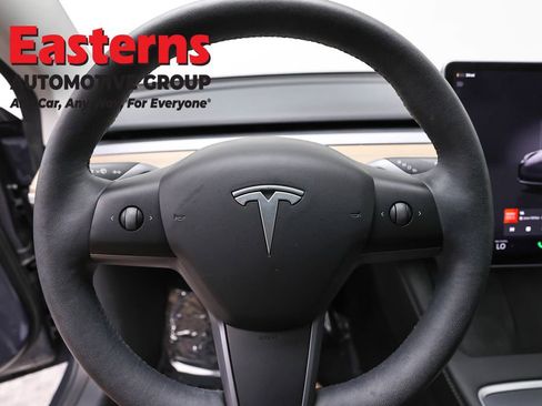 Used 2023 Tesla Model 3 Standard Range RWD image 10