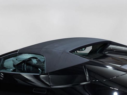 Used 2018 Lamborghini Huracan LP 580-2 RWD image 15