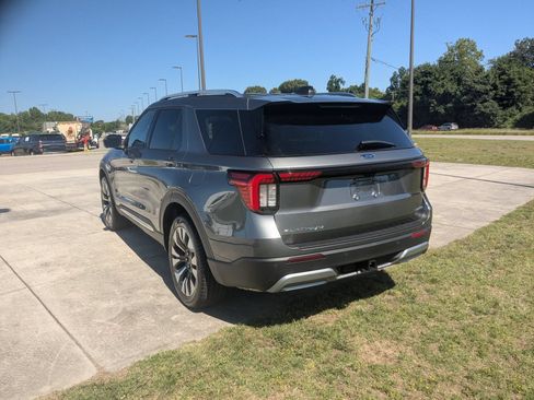 New 2026 Ford Explorer Platinum w/ LUX Leather Package AWD/4WD image 5