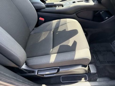 Used 2021 Honda HR-V EX image 10