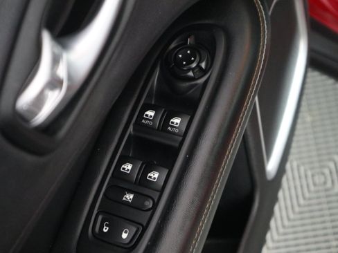 Used 2017 Jeep Compass Sport FWD image 35