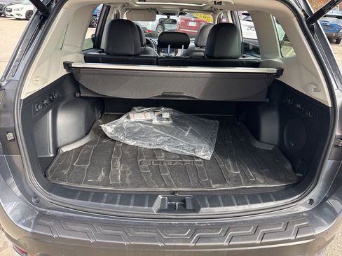 Used 2023 Subaru Forester Limited image 16