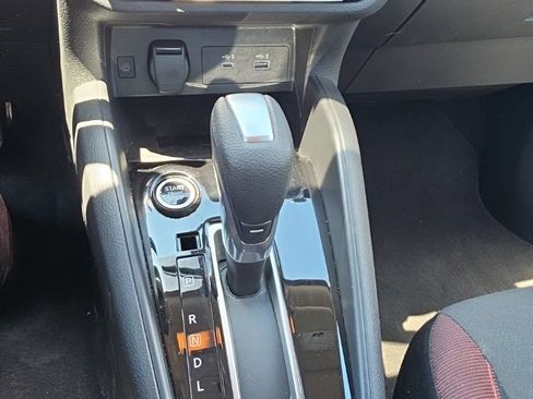 Used 2025 Nissan Versa SR w/ Trunk Package FWD image 14