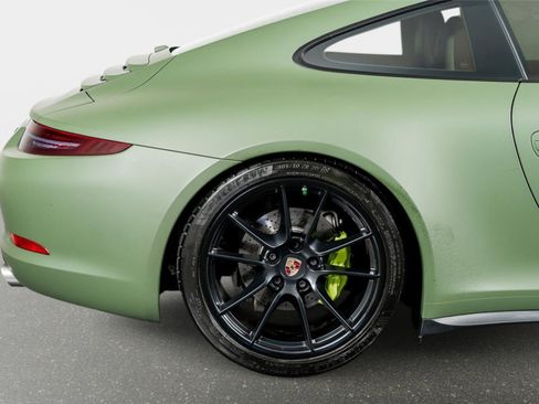 Used 2013 Porsche 911 Carrera 4S image 8