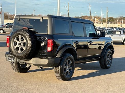 Used 2024 Ford Bronco Big Bend image 7