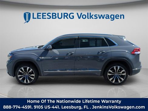 Used 2021 Volkswagen Atlas Cross Sport SEL R-Line image 11