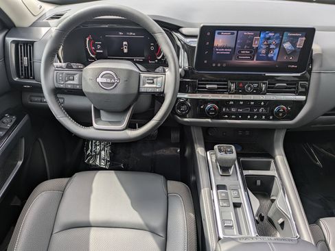 New 2026 Nissan Pathfinder SL AWD/4WD image 25