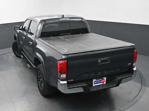 Used 2021 Toyota Tacoma SR5 image 32