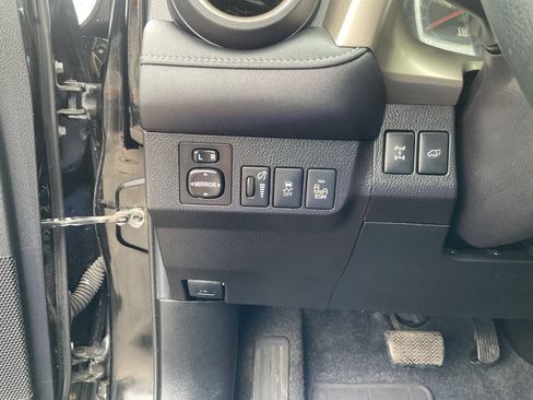 Used 2015 Toyota RAV4 Limited w/ Technology Package AWD/4WD image 16